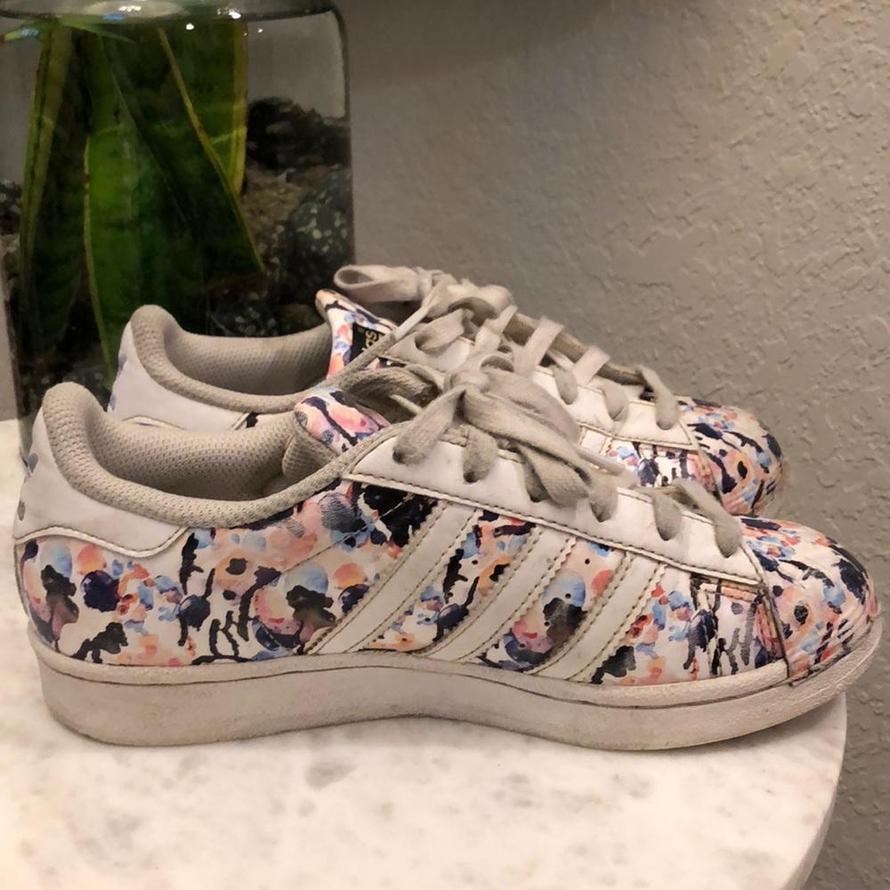Adidas Superstar Floral🌸💫